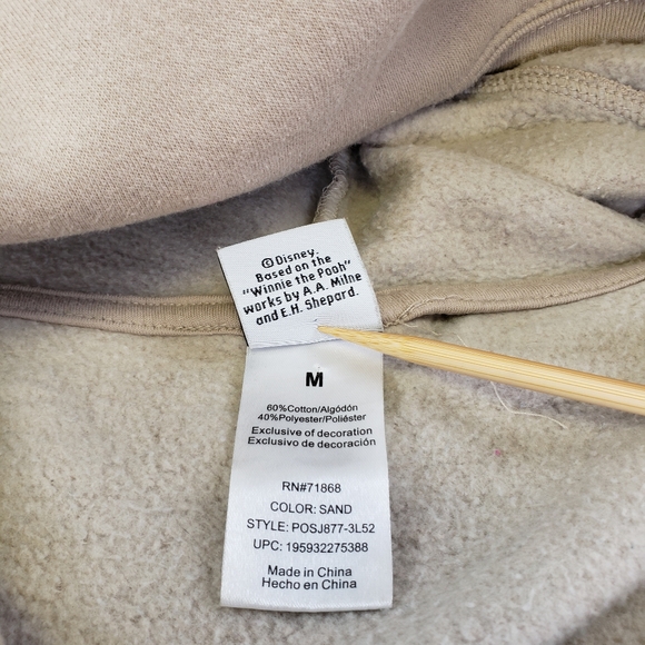 Disney Winnie the Pooh Hoodie Embroider Sweatshirt Medium Knitted Face Tan Sand - Picture 10 of 13